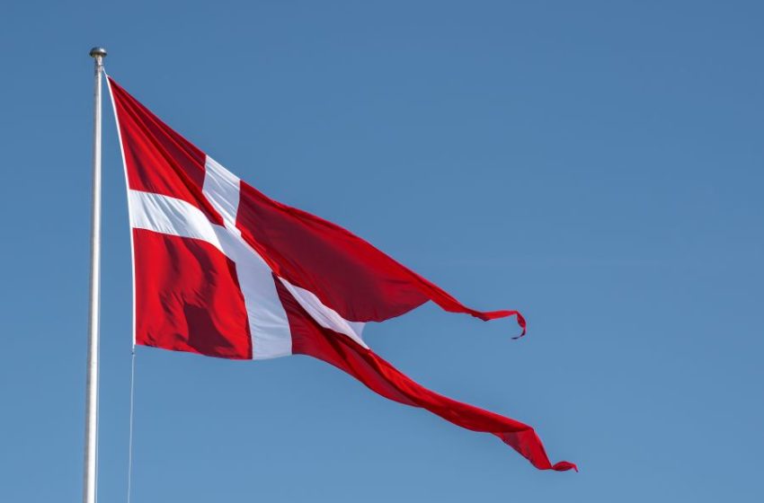  الدنمارك تطرد 15 دبلوماسيّاً روسيّاً