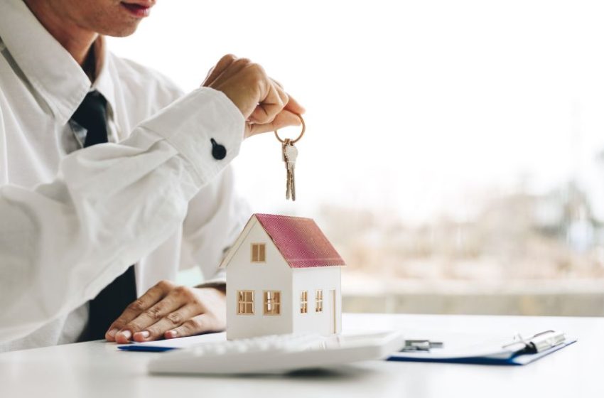  ارتفاع أسعار الفائدة يمنع الكثير من شراء منزل