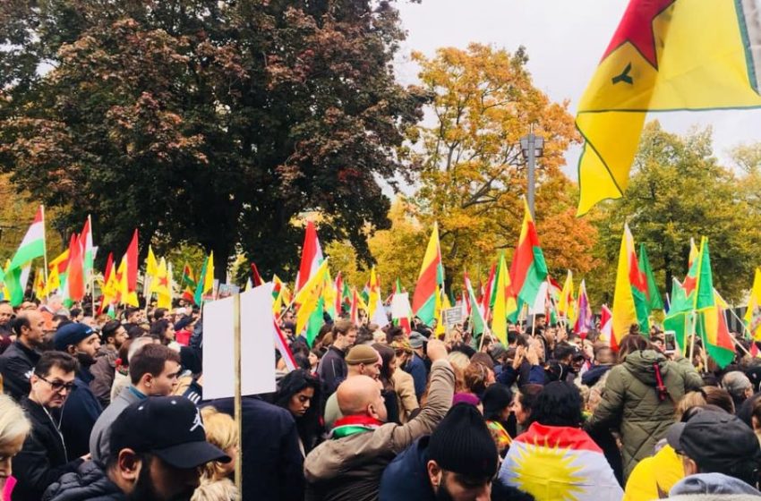  تركيا تحتج على تظاهرات كردية في يوتوبوري